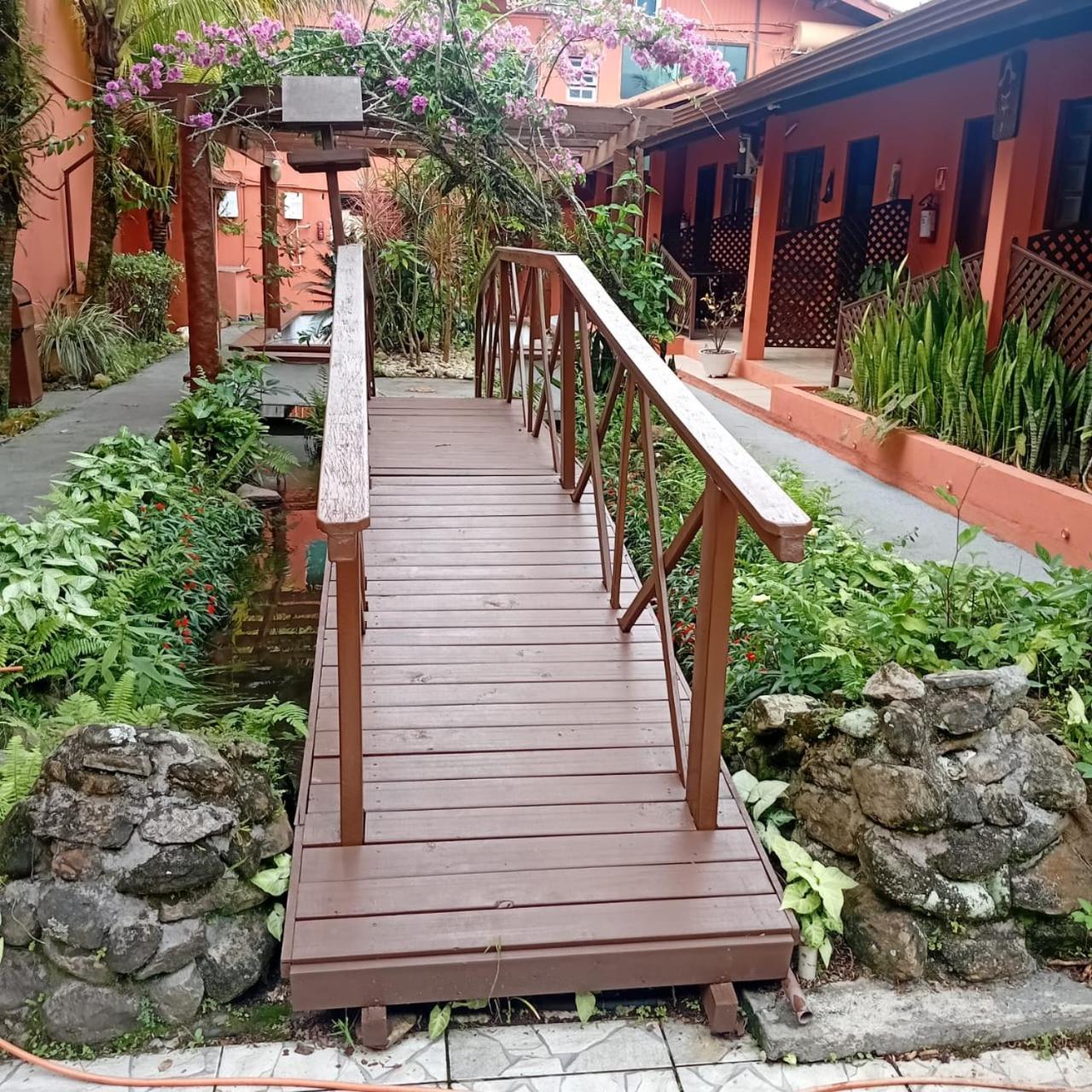 Pousada Gaivotas Do Guarau Peruíbe Exterior foto